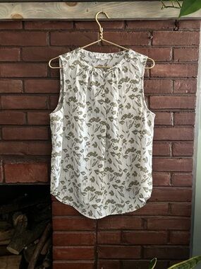 Fun2Fun Floral Sleeveless Blouse XL Lightweight Sheer Top Neutral Boho